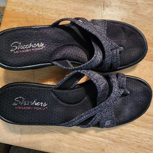 Skechers memory foam wedge sandal, sz 11